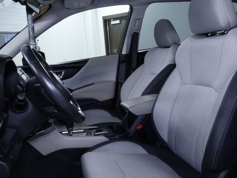 Used 2021 Subaru Forester Premium image 15