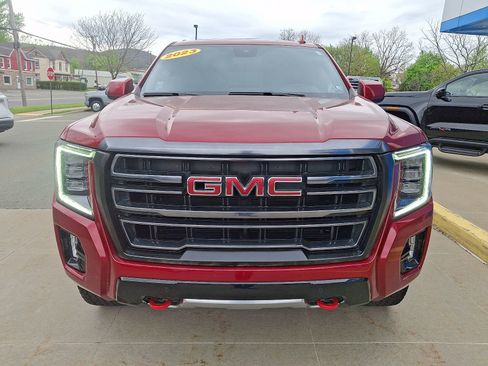 Used 2023 GMC Yukon AT4 w/ LPO, Floor Liner Package AWD/4WD image 2