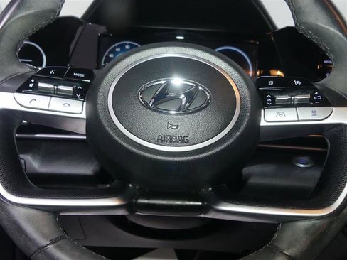 Used 2021 Hyundai Elantra SEL w/ Convenience + Premium Package FWD image 31