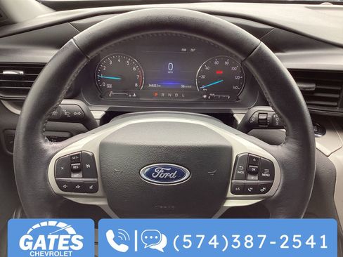 Used 2023 Ford Explorer XLT w/ Class IV Trailer Tow Package image 32