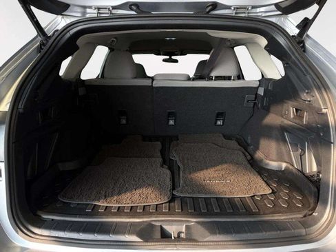 Used 2023 Subaru Outback Premium AWD/4WD image 29