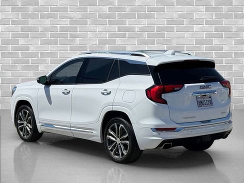 Used 2020 GMC Terrain Denali w/ Denali Premium Package AWD/4WD image 4