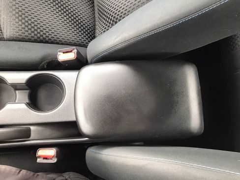 Used 2019 Nissan Sentra SR FWD image 28