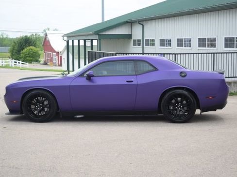 Used 2019 Dodge Challenger SRT Hellcat RWD image 19