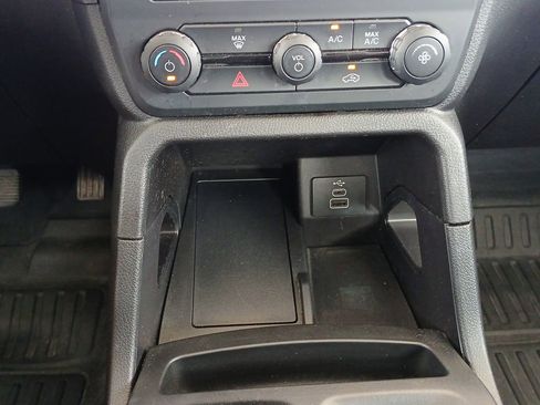 Used 2024 Ford Ranger XL RWD image 36