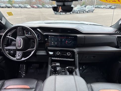 Used 2023 GMC Sierra 1500 AT4 w/ Technology Package image 18