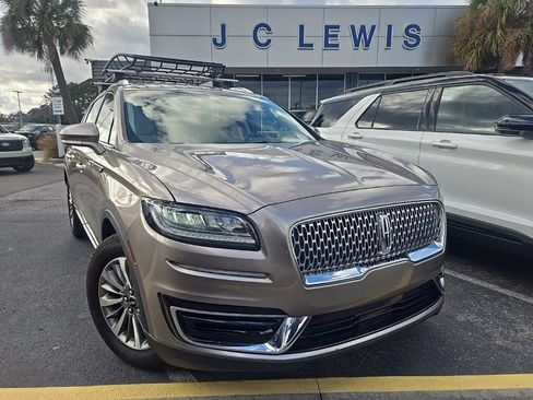 Used 2020 Lincoln Nautilus FWD w/ Equipment Group 101A image 1