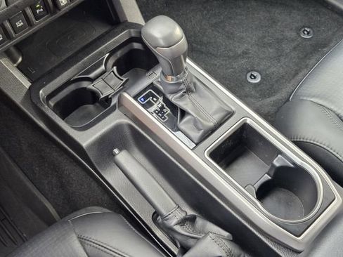 Used 2022 Toyota Tacoma Limited image 22