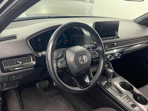 Used 2025 Honda Civic Sport image 9