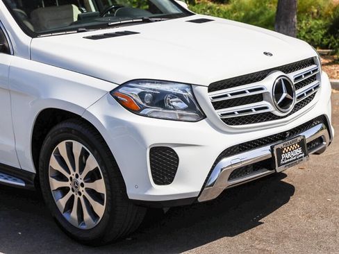 Used 2018 Mercedes-Benz GLS 450 4MATIC image 9