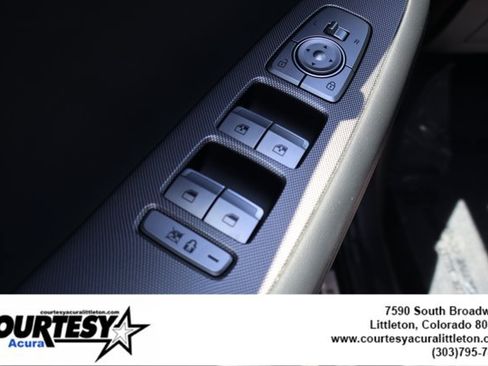 Used 2022 Hyundai Palisade Limited w/ Cargo Package AWD/4WD image 25