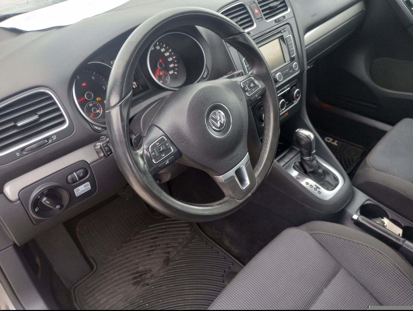 Used 2013 Volkswagen Golf TDI FWD image 17