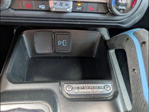 Used 2023 Ford Bronco Wildtrak AWD/4WD image 15