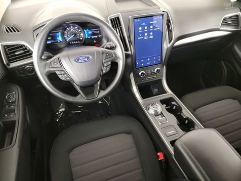 Used 2024 Ford Edge SE w/ Black Appearance Package AWD/4WD image 30