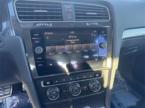 Used 2018 Volkswagen Golf Alltrack SEL image 19