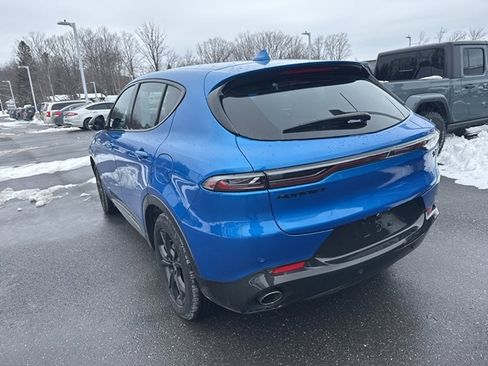 Used 2024 Dodge Hornet R/T w/ R/T Blacktop Package image 8