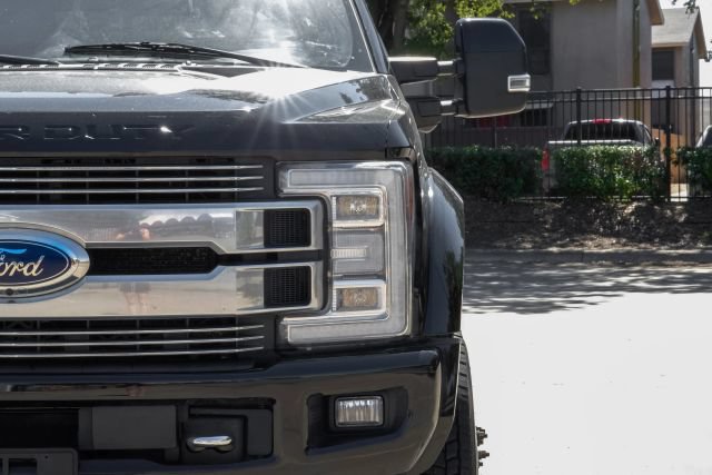 Used 2018 Ford F450 Limited w/ FX4 Off-Road Package AWD/4WD image 57