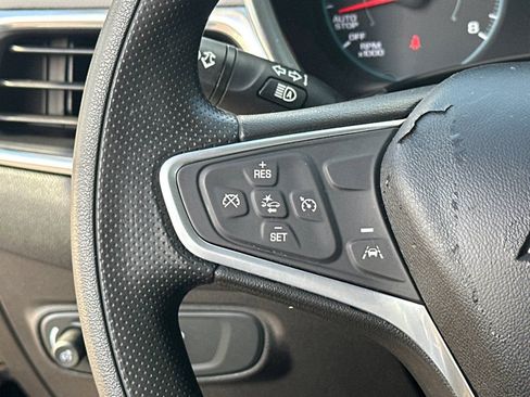 Used 2023 Chevrolet Equinox LS image 24