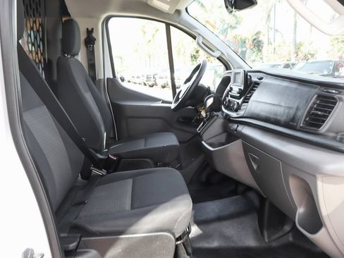 Used 2025 Ford Transit 250 Low Roof w/ Exterior Upgrade Package RWD image 34