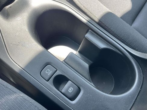 Used 2026 Toyota Corolla LE FWD image 29