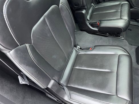 Used 2024 Jeep Grand Cherokee L Limited w/ Luxury Tech Group II image 55