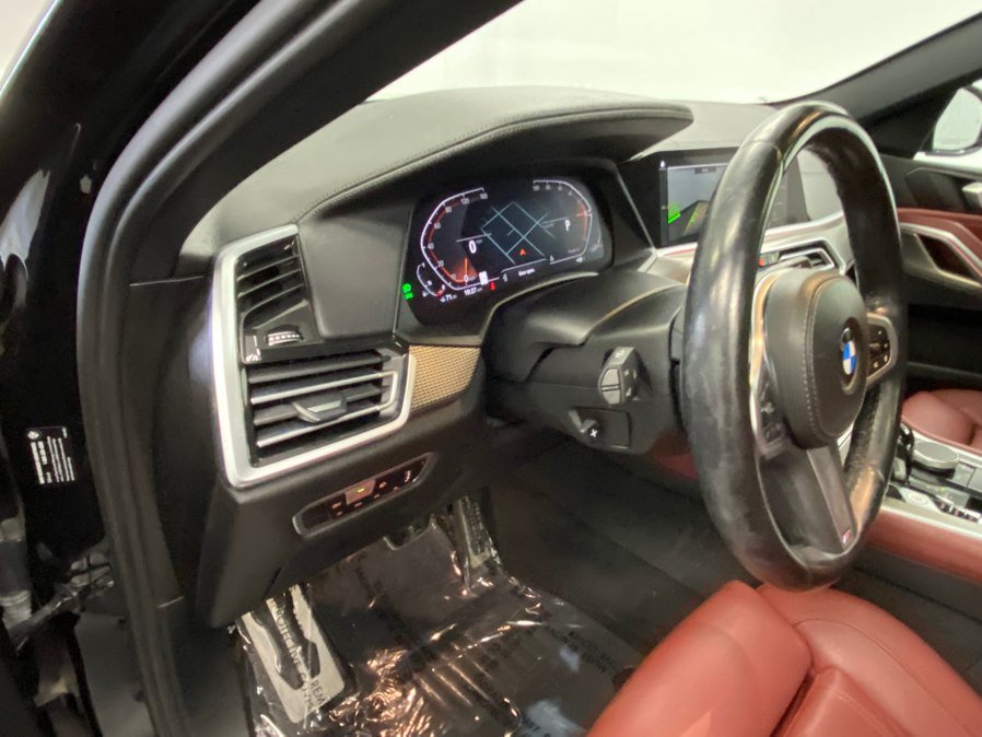 Used 2022 BMW X6 xDrive40i w/ M Sport Package AWD/4WD image 34