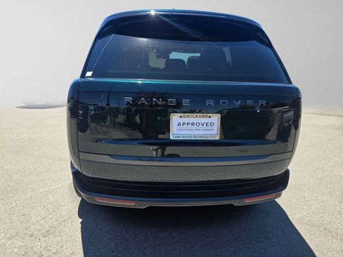 Used 2025 Land Rover Range Rover SE AWD/4WD image 4