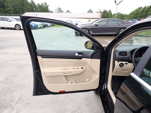 Used 2014 Volkswagen Jetta TDI FWD image 28