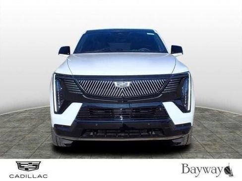New 2025 Cadillac Escalade IQ Sport 2 w/ LPO, ONYX Package image 33