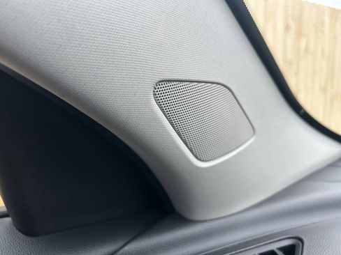 Used 2017 Chevrolet Equinox LT w/ Convenience Package image 27