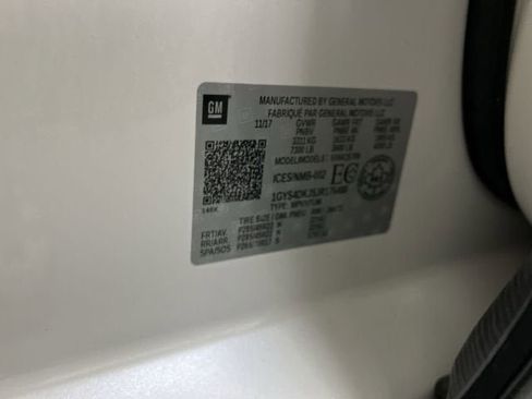 Certified 2018 Cadillac Escalade Platinum image 35