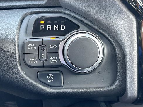 Used 2025 RAM 1500 Big Horn AWD/4WD image 20