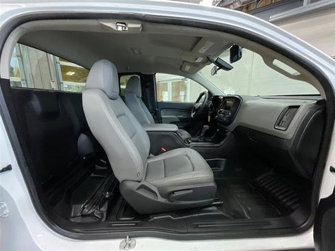 Used 2019 Chevrolet Colorado W/T RWD image 22