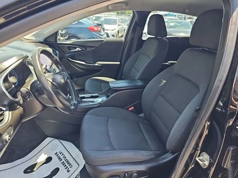 Used 2016 Chevrolet Malibu LT FWD image 9