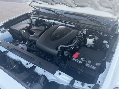 Used 2023 Toyota Tacoma SR5 image 13