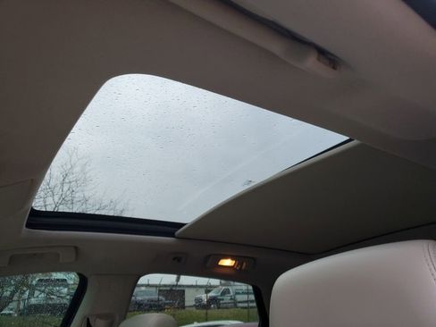 Used 2015 Cadillac SRX Luxury w/ Driver Awareness Package image 15