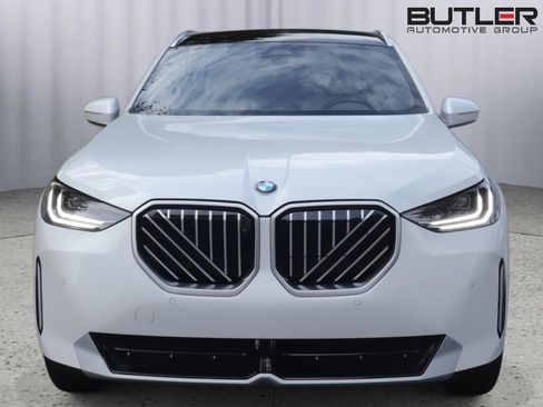 New 2026 BMW X3 xDrive30 w/ Premium Package AWD/4WD image 3