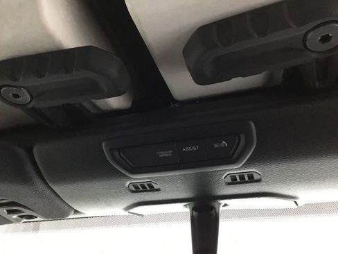 Used 2023 Jeep Wrangler Willys image 27