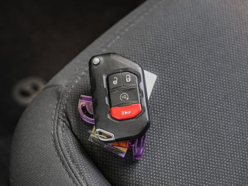 Used 2021 Jeep Wrangler Unlimited Sport AWD/4WD image 69