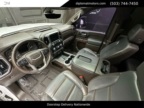 Used 2020 GMC Sierra 3500 Denali w/ Denali Ultimate Package image 17