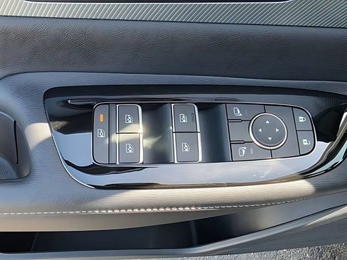 New 2025 Nissan Murano SL AWD/4WD image 12