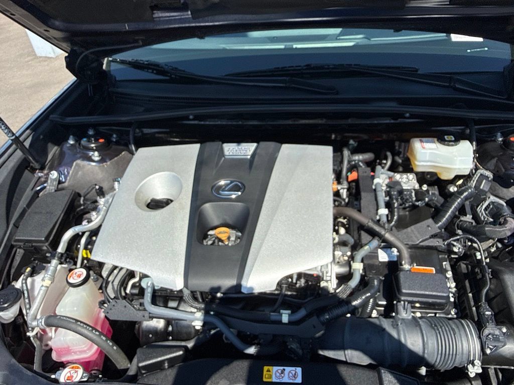 Used 2021 Lexus ES 300h w/ Accessory Package FWD image 40