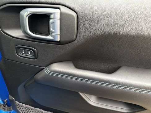 Used 2021 Jeep Wrangler Unlimited Rubicon 4xe w/ Steel Bumper Group image 44