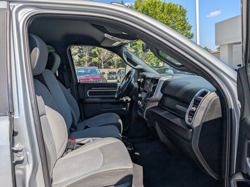 Used 2024 RAM 2500 Big Horn image 12