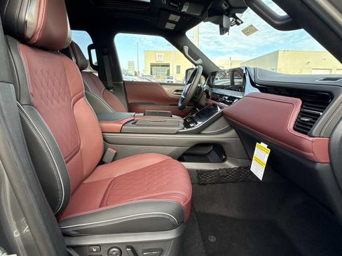 New 2026 INFINITI QX80 Autograph image 20