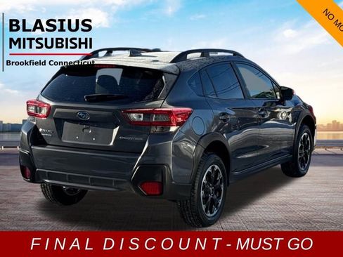 Used 2023 Subaru Crosstrek 2.0i Premium image 8