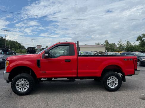 Used 2017 Ford F250 XL w/ STX Appearance Package AWD/4WD image 6