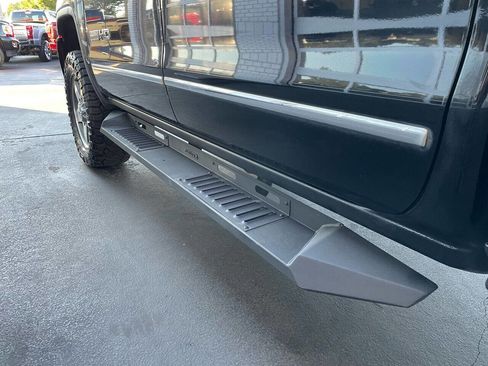 Used 2016 GMC Sierra 2500 SLT w/ Duramax Plus Package image 12