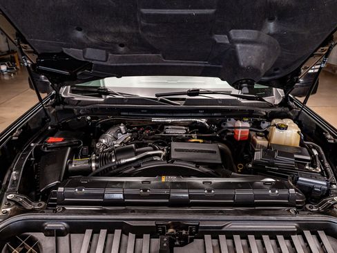 Used 2021 Chevrolet Silverado 2500 LTZ w/ Z71 Chrome Sport Edition image 30