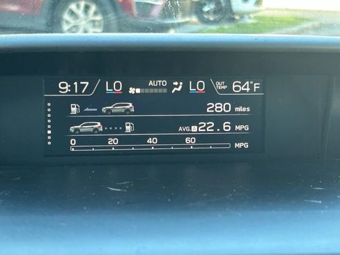 Used 2020 Subaru Forester Limited image 27